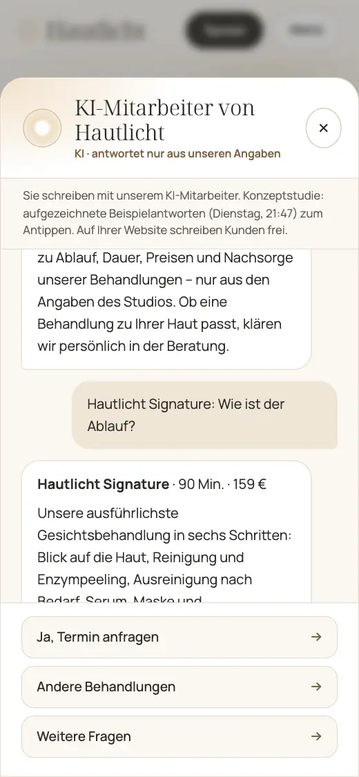 Der KI-Mitarbeiter der Konzeptstudie Hautlicht beantwortet eine Frage zu Preis und Dauer