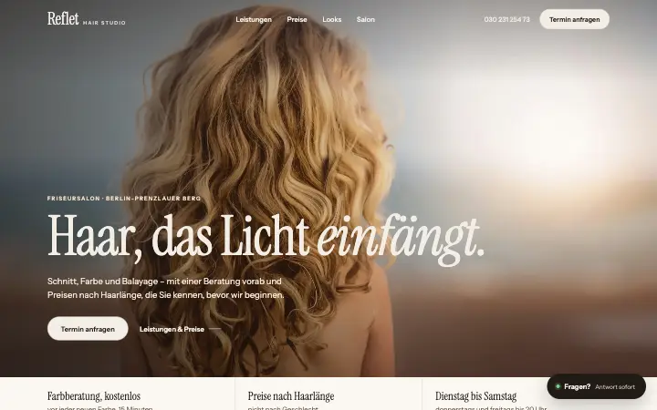 Startseite der Konzeptstudie Reflet, eines erfundenen Friseursalons: großes Haarfoto und die Überschrift „Haar, das Licht einfängt.“